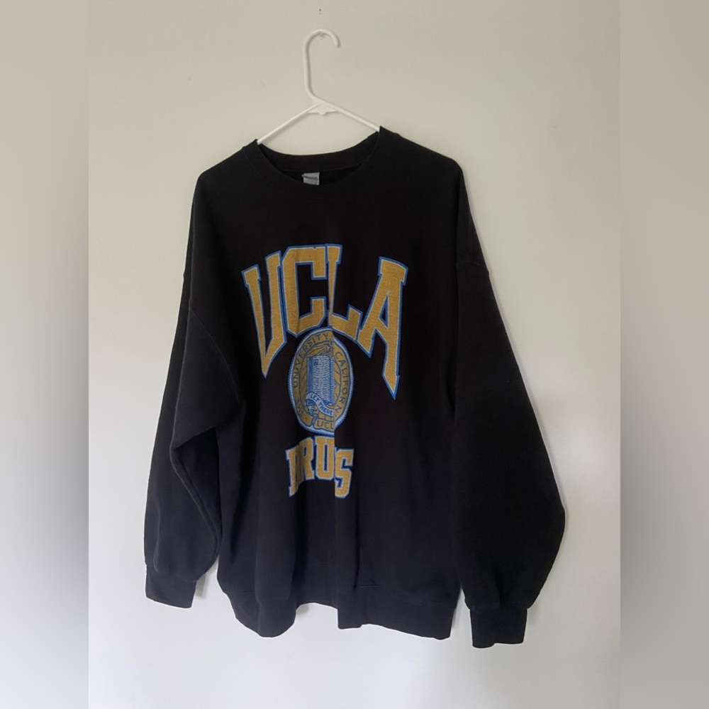 ucla crew neck